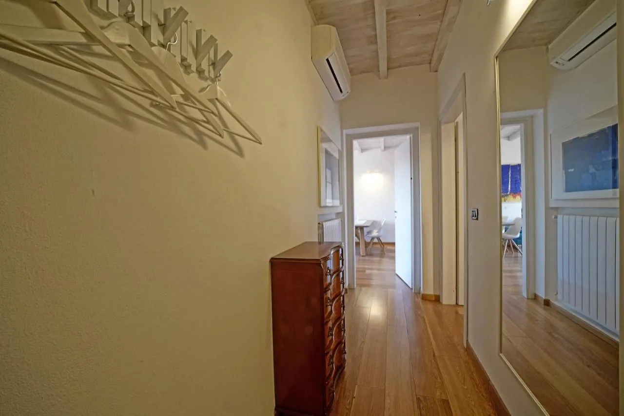 L'Orologio Apartment Salo 0*,  Italy